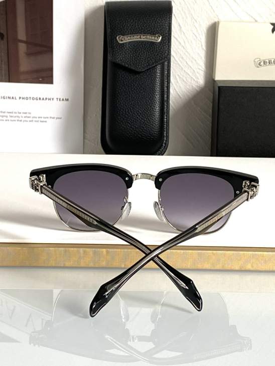 Picture of Chrome Hearts Sunglasses _SKUfw73376664fw